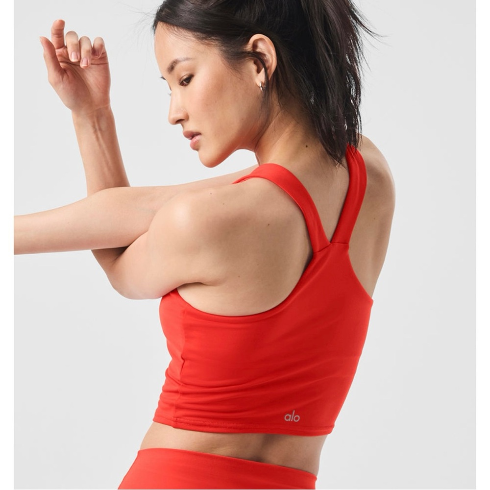 Alo yoga set blouse and short